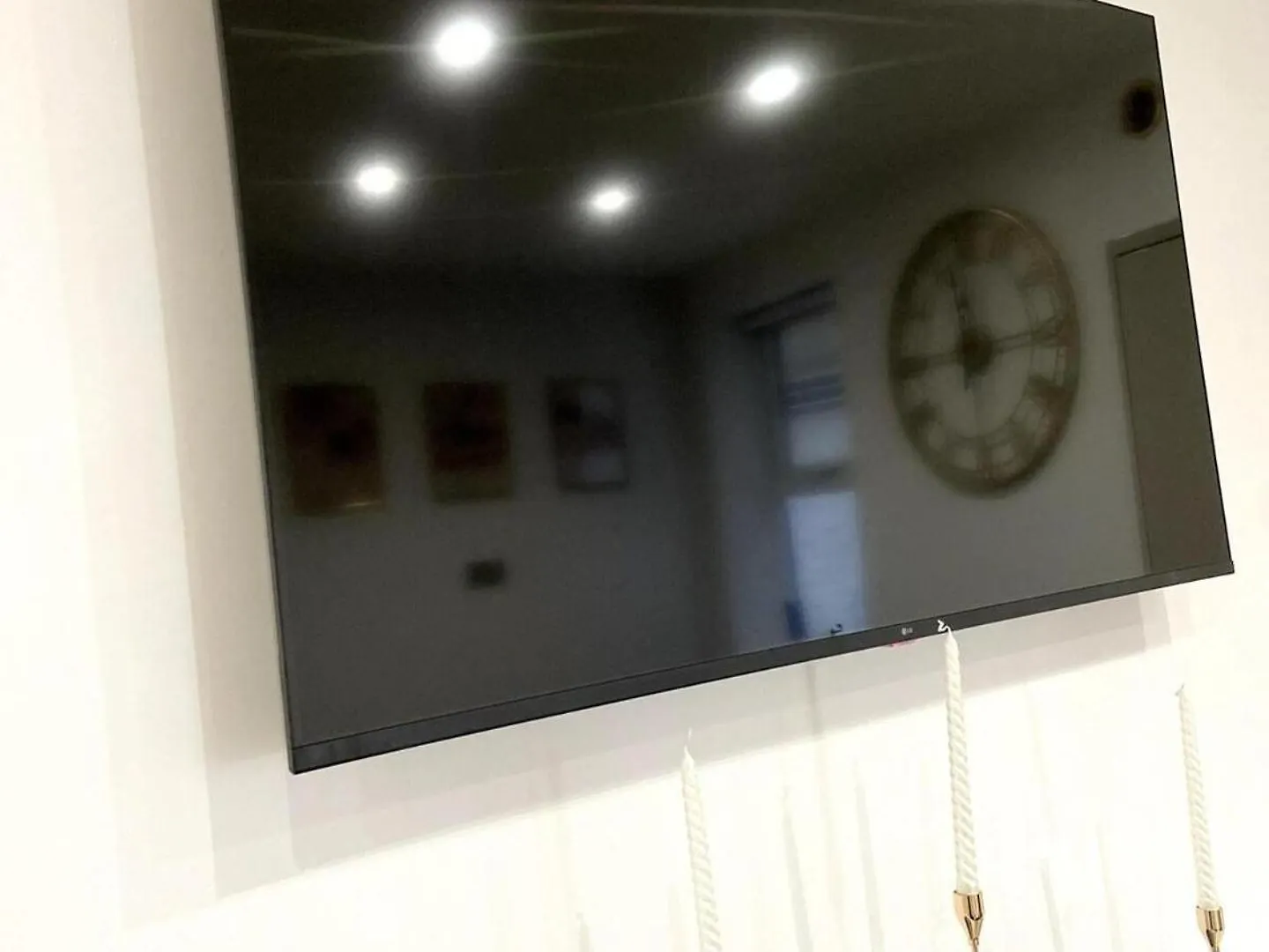 Inviting 3-Bed Apartment In Лондон