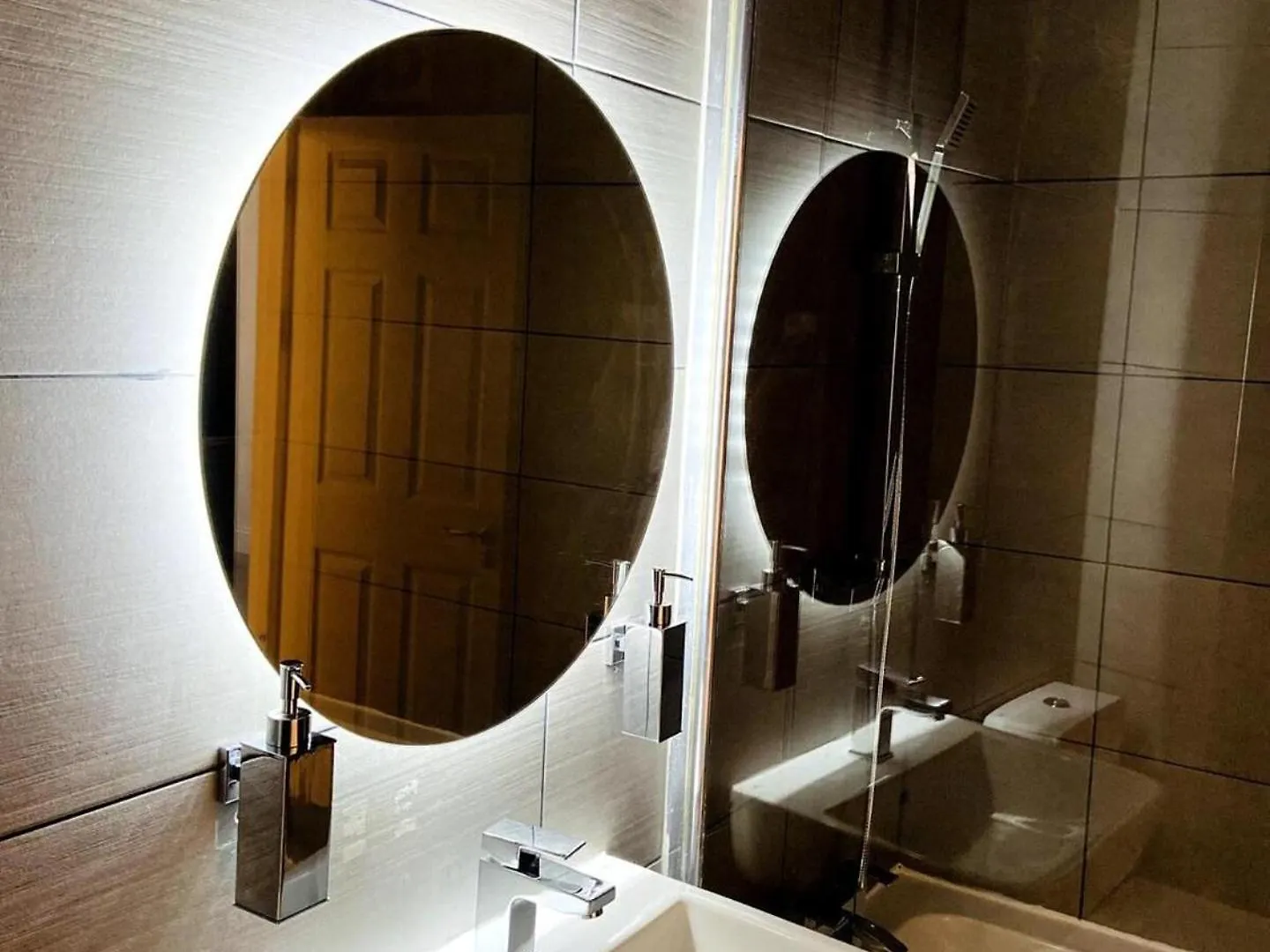 Inviting 3-Bed Apartment In Лондон 0*,  Великобритания